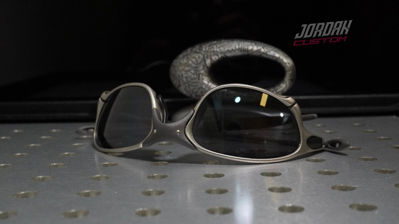 XX-TIO2 BLACK