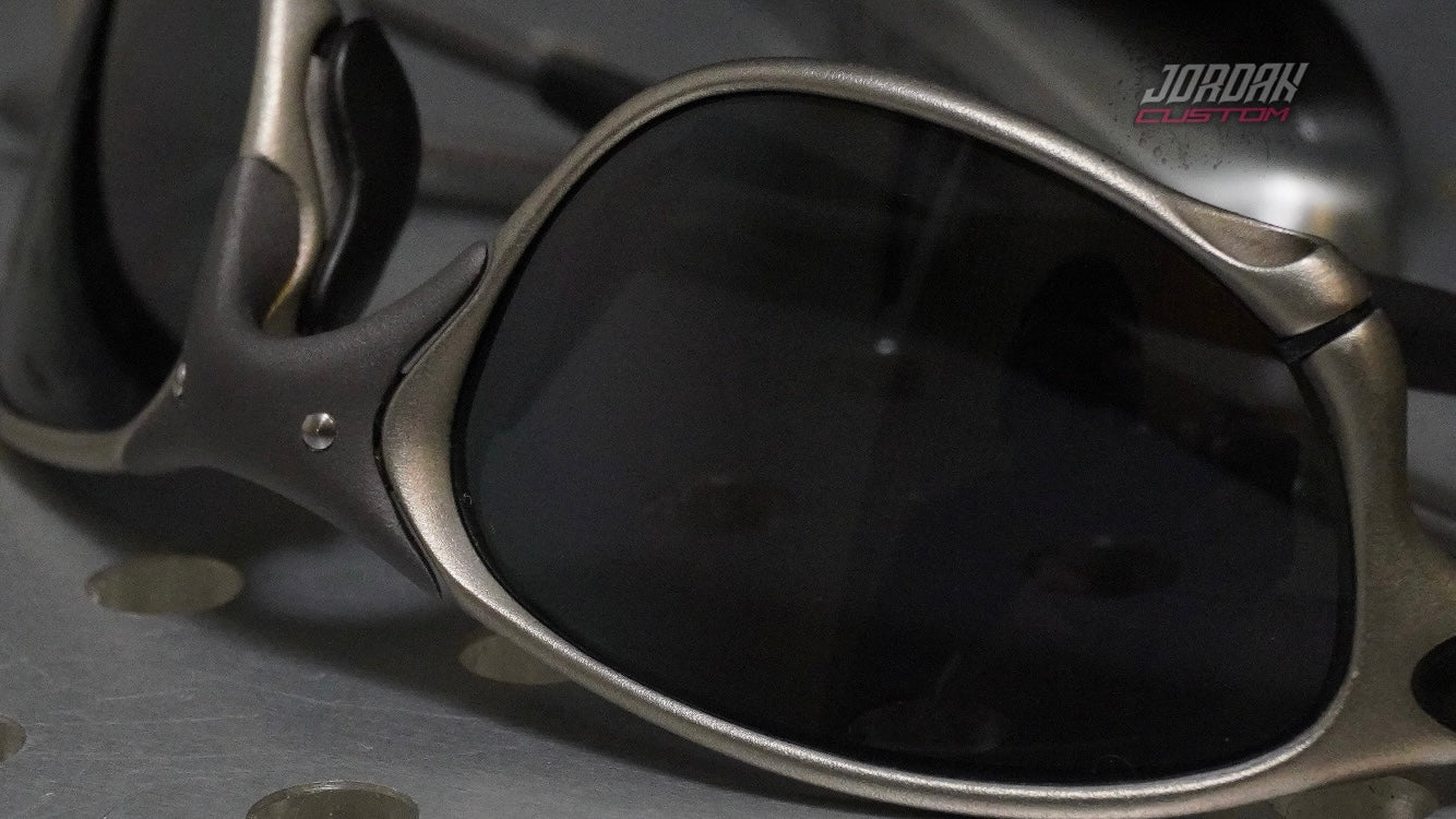 XX-TIO2 BLACK